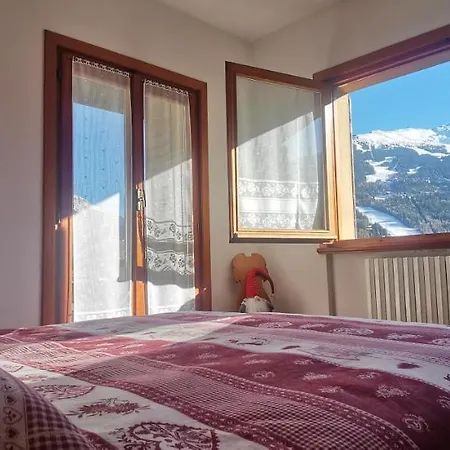 Lägenhet Mansarda Panoramica Sulla Stelvio