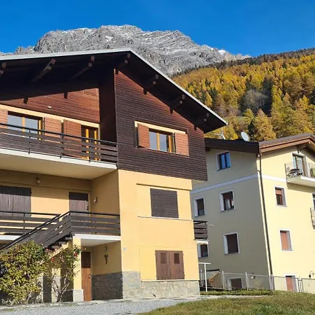Mansarda Panoramica Sulla Stelvio Lägenhet *