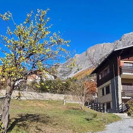 Lägenhet Mansarda Panoramica Sulla Stelvio