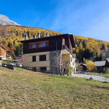 Mansarda Panoramica Sulla Stelvio Lägenhet *