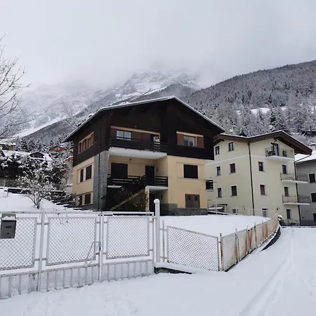 Mansarda Panoramica Sulla Stelvio Daire Bormio