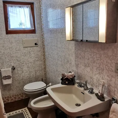 Con Vista Su Pista Stelvio Apartment *